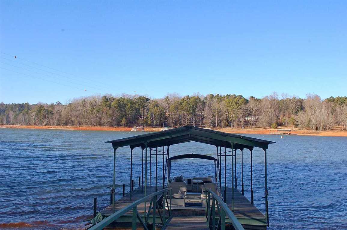 Lot 7 Martins Pointe