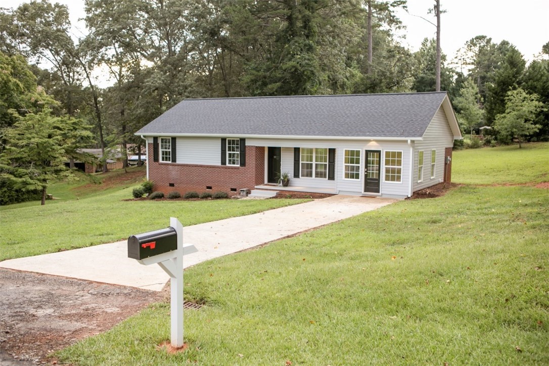 Property image 1 at 212 Mountain View Drive, Central, SC 29630