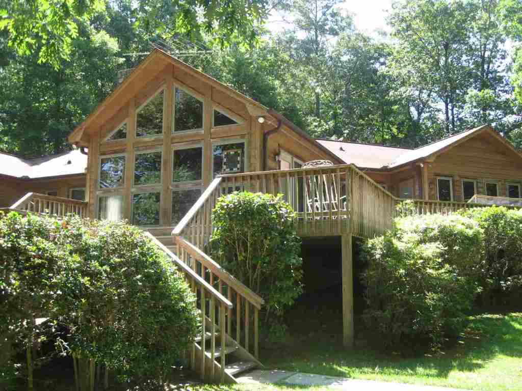 1476 Coneross Point Drive