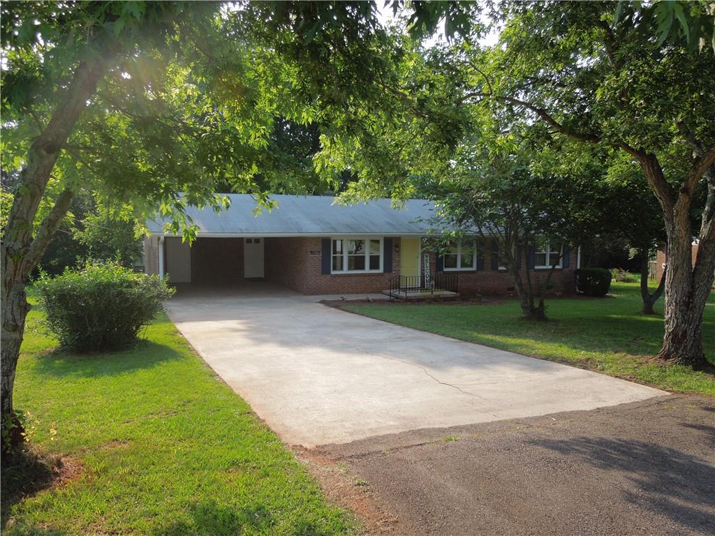 Property image 1 at 1209 Fairhaven Drive, Anderson, SC 29626