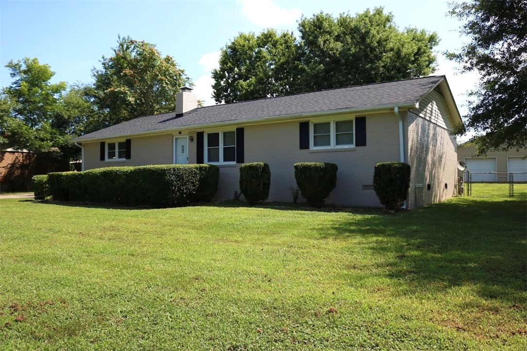 Property image 1 at 111 Cloverdale Drive, Anderson, SC 29626