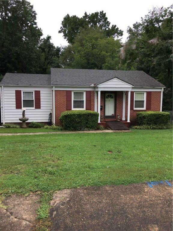 Property image 1 at 854 Greenville Street, Pendleton, SC 29670