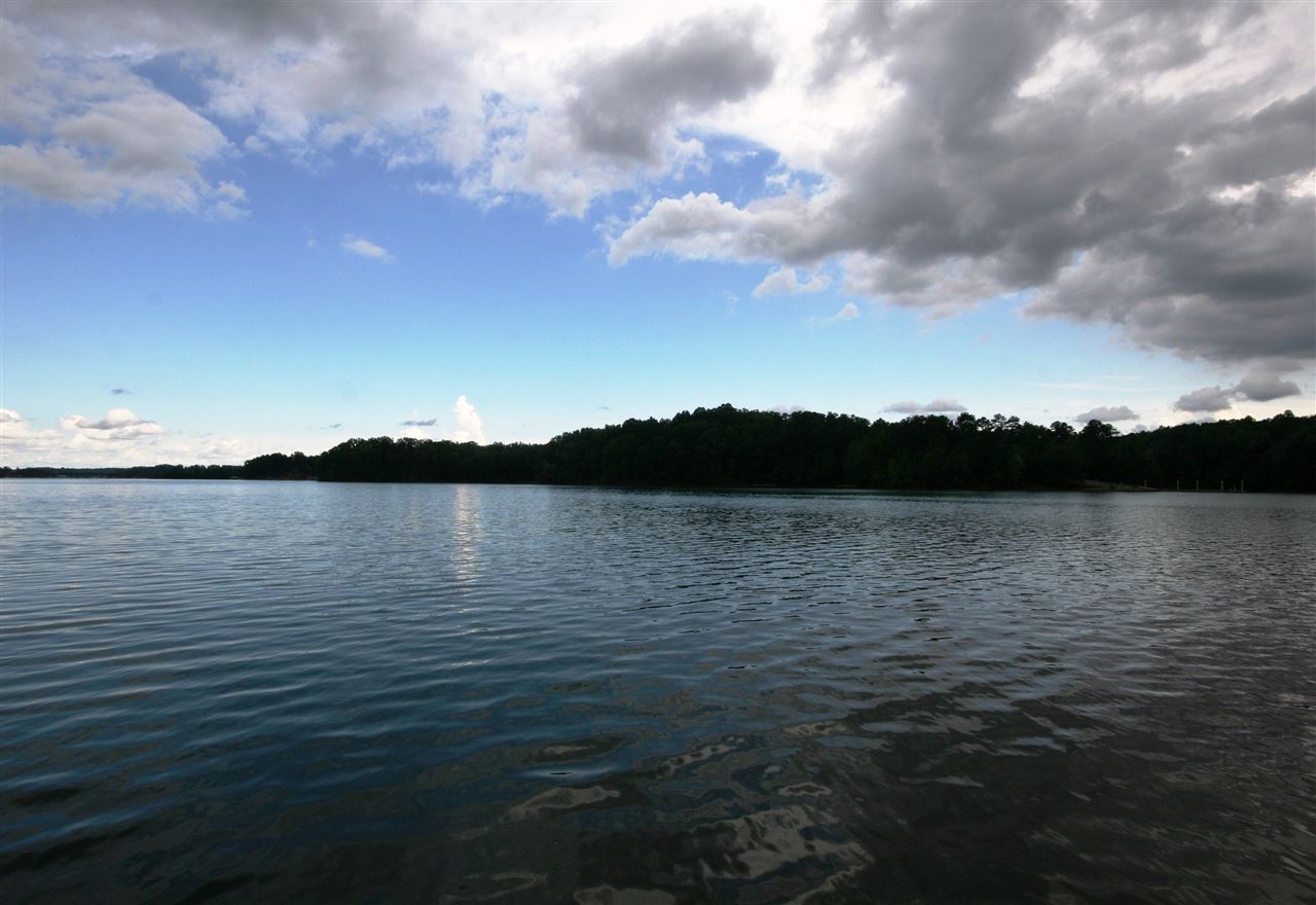 Lot 6 The Pointe Drive