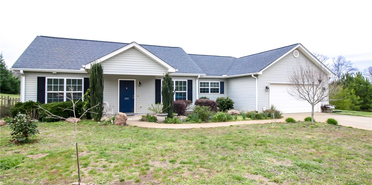 Property image 1 at 305 Windy Knoll Court, Westminster, SC 29693