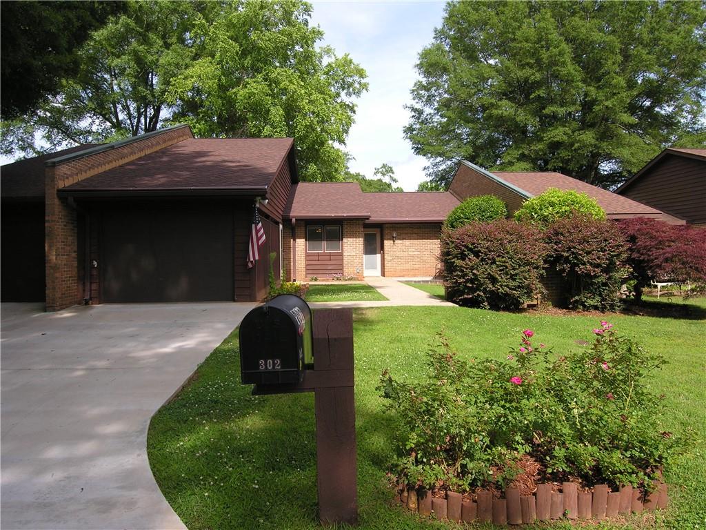 Property image 1 at 302 Downs Boulevard, Clemson, SC 29631