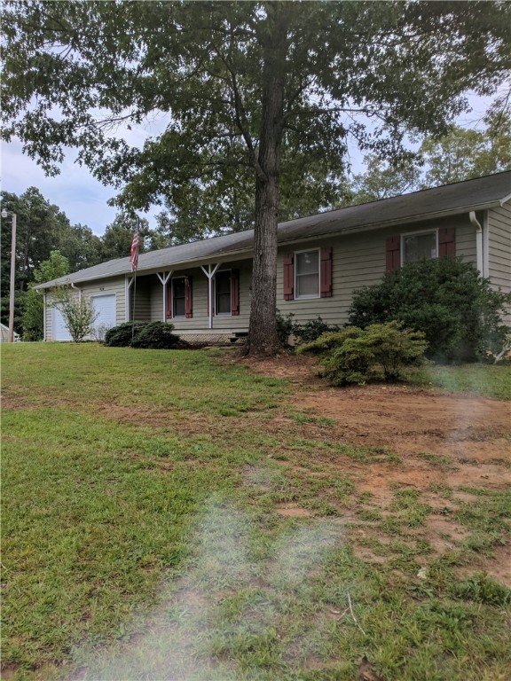 Property image 1 at 4014 Creekside Drive, Seneca, SC 29672