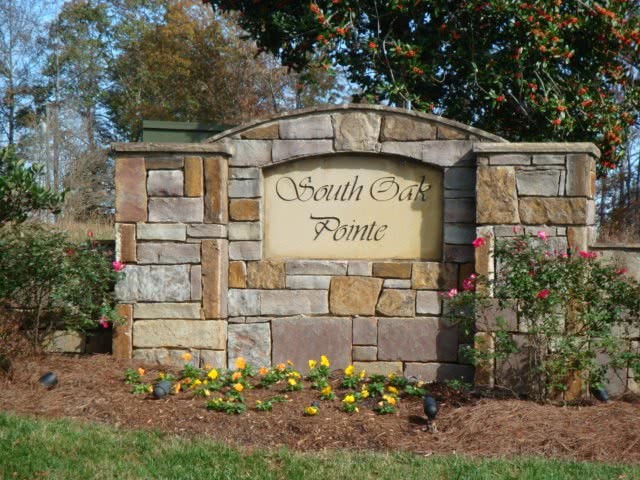 211 Oak Hollow Court