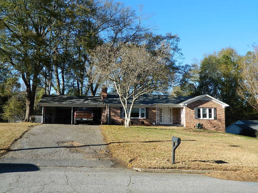 Property image 1 at 416 Tanglewood Drive, Anderson, SC 29621