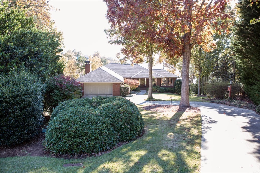 Property image 1 at 223 Wynmere Way, Seneca, SC 29672