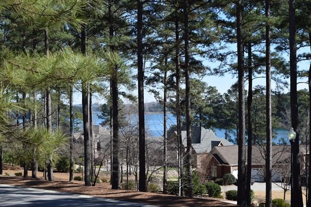 Property image 1 at 107 Pine Ridge Pointe Drive, Seneca, SC 29672