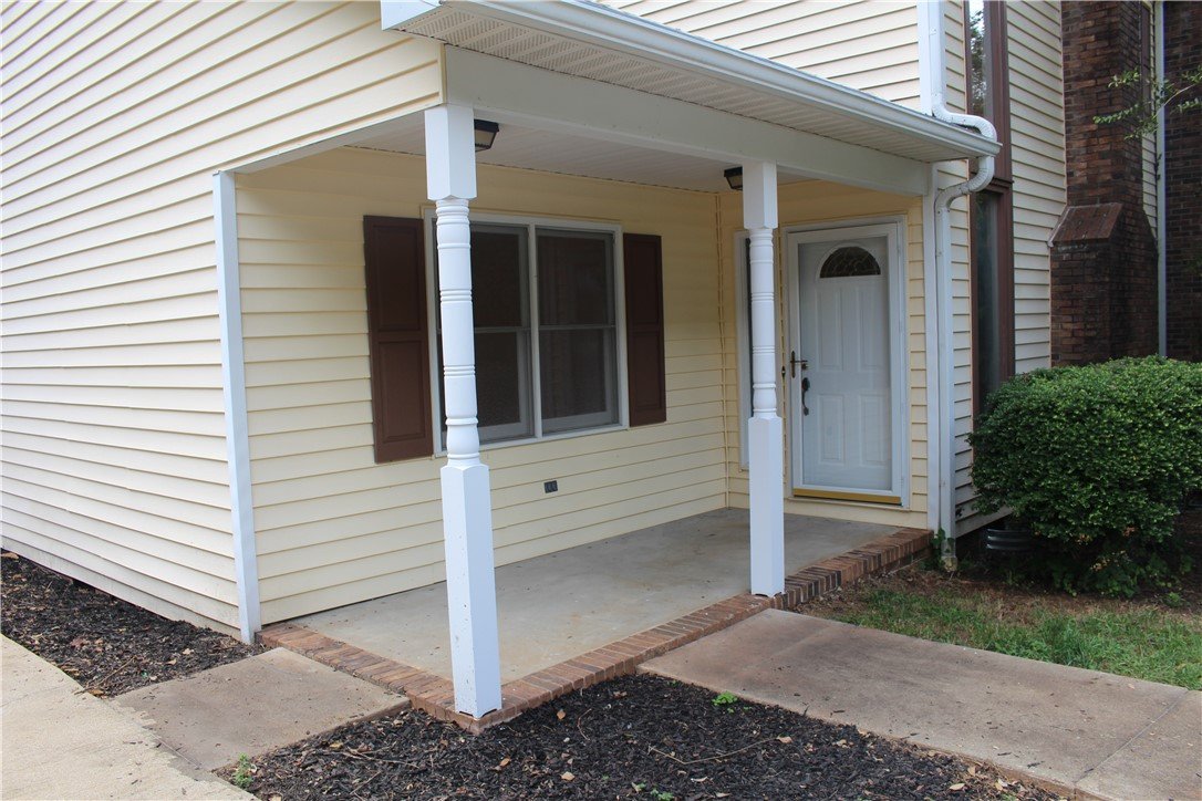 Property image 1 at 12090 Camelia Lane, Seneca, SC 29678