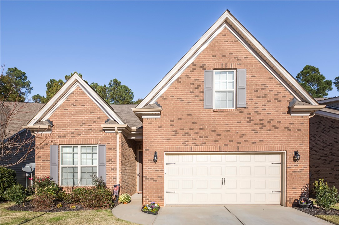 109 Golden Eagle Drive