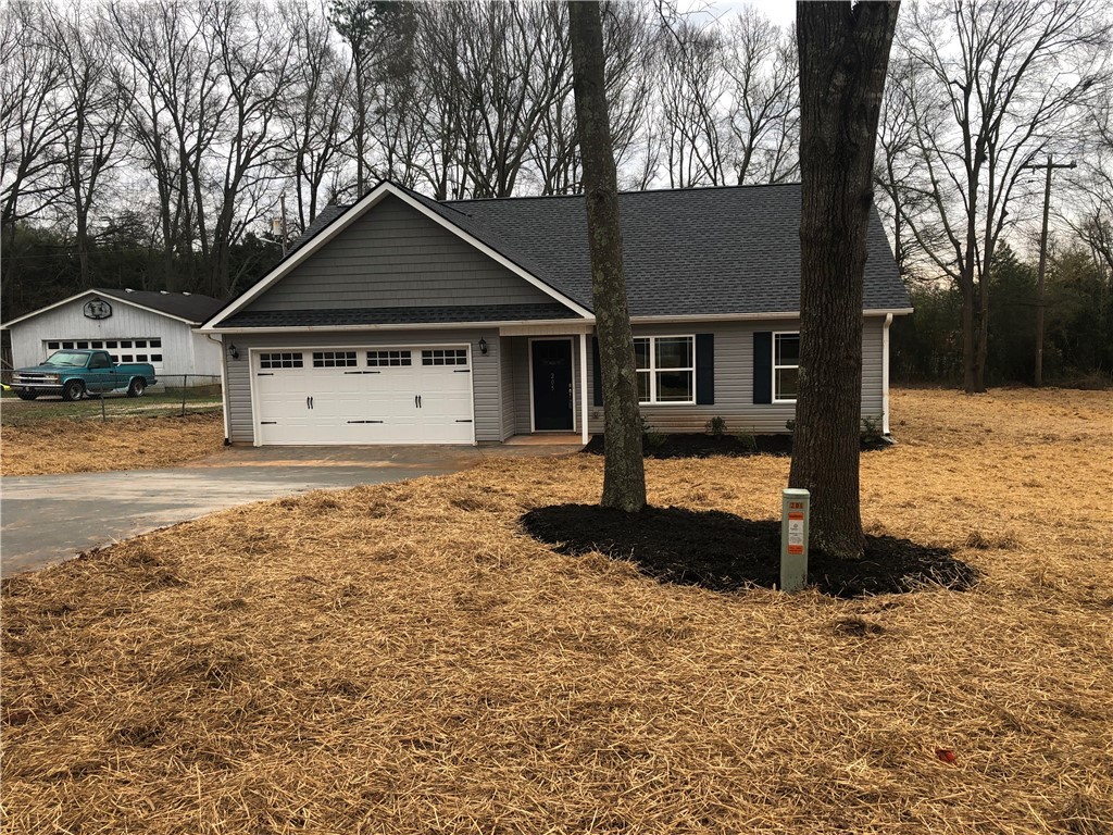 Property image 1 at 205 Longview Drive, Williamston, SC 29697
