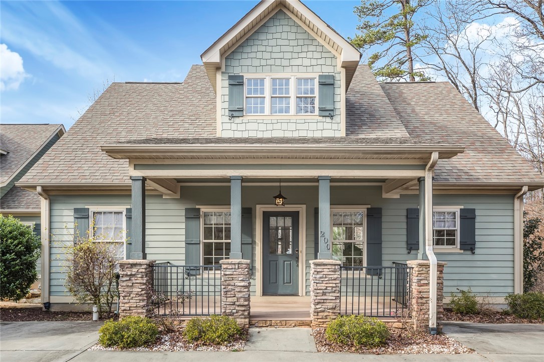 200 Loran Pointe Circle