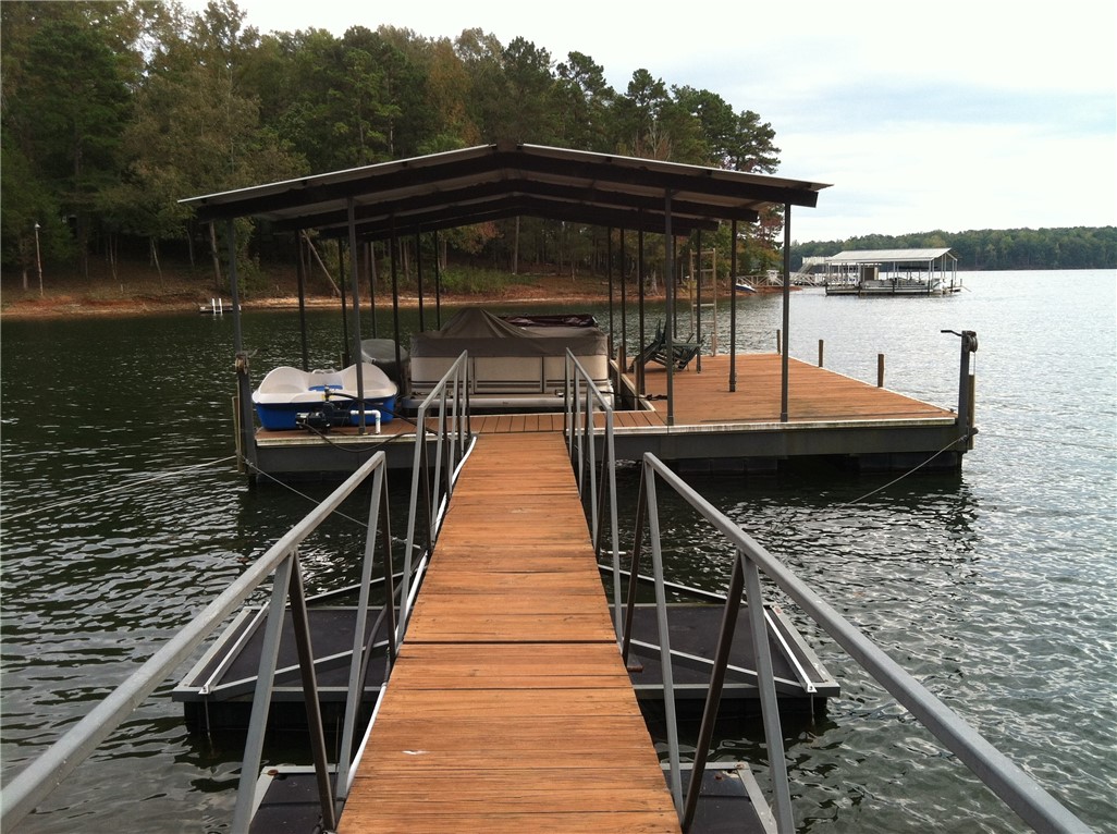 306 E Watersedge Drive