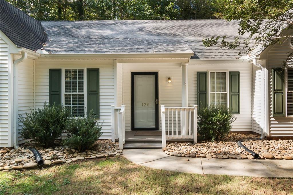 Property image 1 at 120 Cottonwood Drive, Seneca, SC 29678