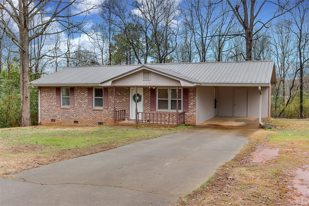 Property image 1 at 225 Cloverhill Drive, Anderson, SC 29624