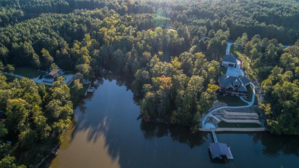 Property image 1 at 850 Eagles Harbor Drive, Hodges, SC 29653