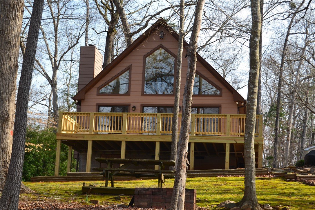 999 Rue Fleur De Lis Road