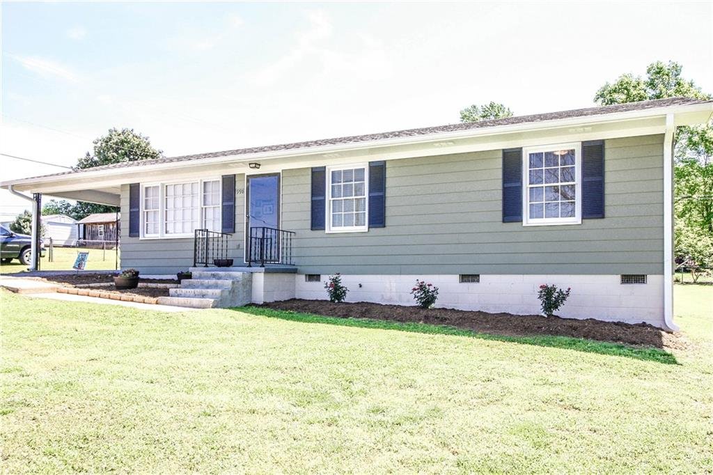 Property image 1 at 998 Highway 11, West Union, SC 29696