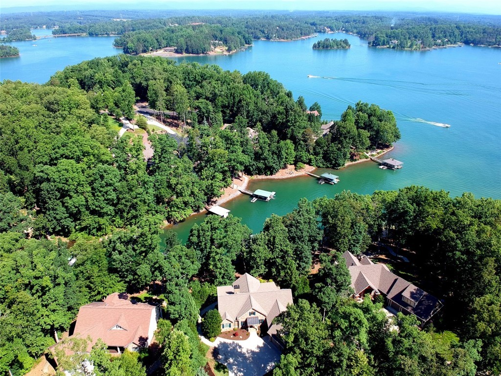 129 Crest Pointe Drive