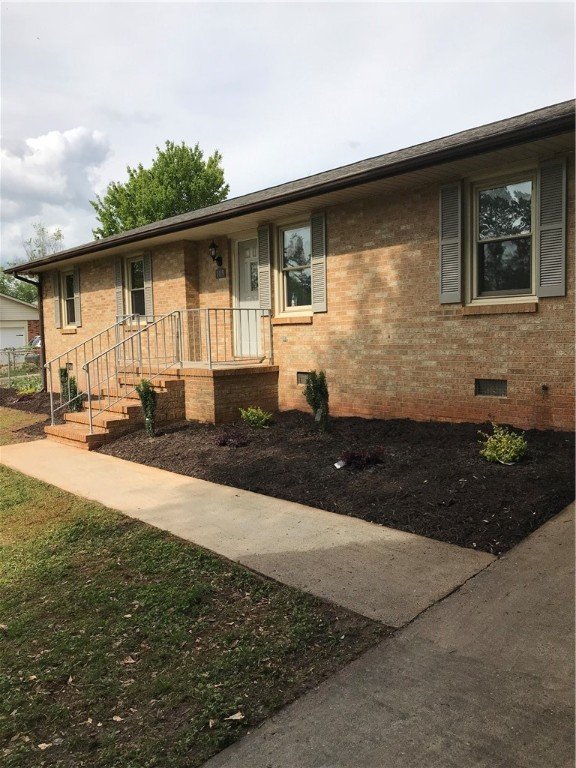 Property image 1 at 109 Cloverdale Drive, Anderson, SC 29626