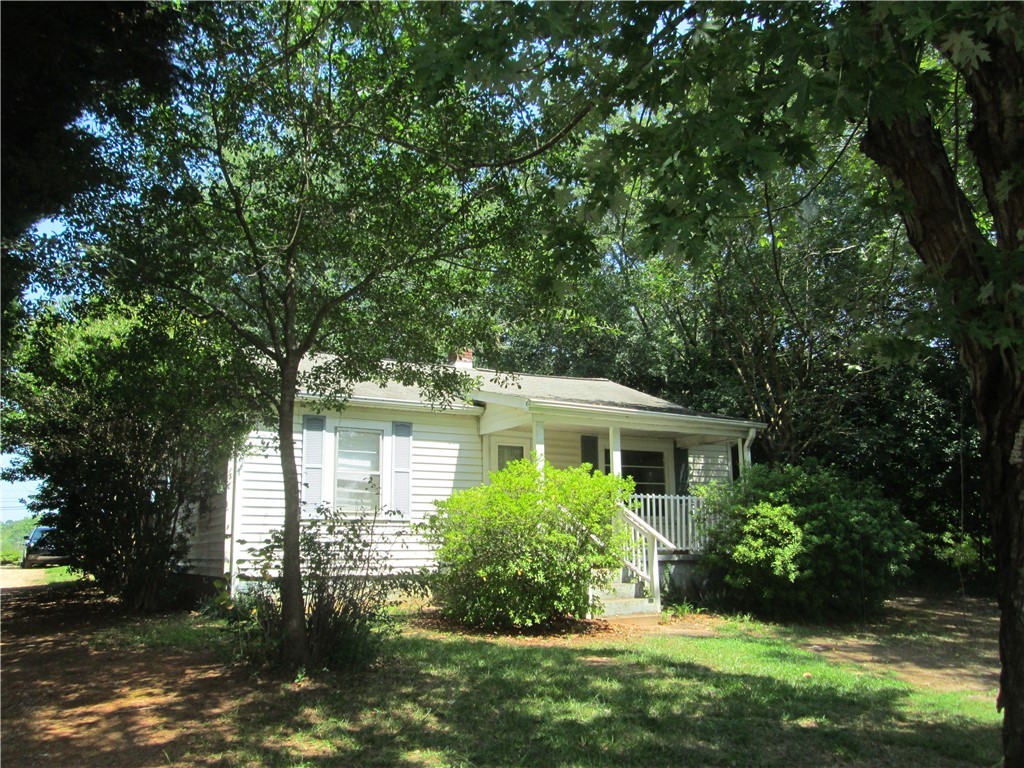 Property image 1 at 507 Bolick Street, Seneca, SC 29672