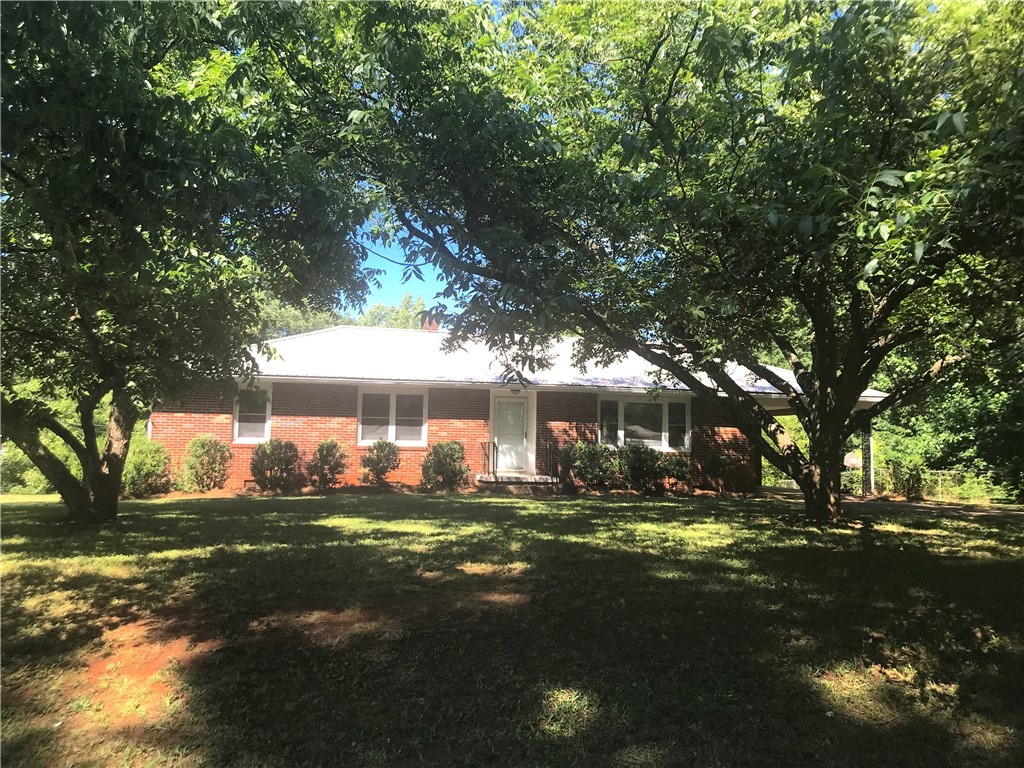 Property image 1 at 1006 Gordon Street, Anderson, SC 29626