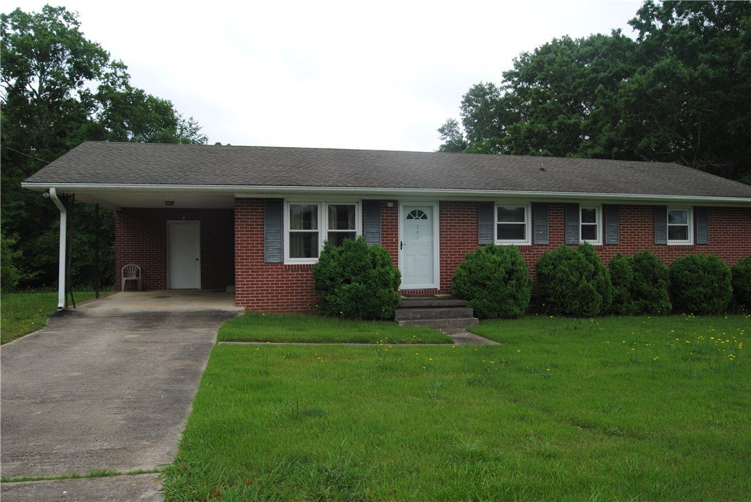 Property image 1 at 303 Thompson Street, Starr, SC 29684