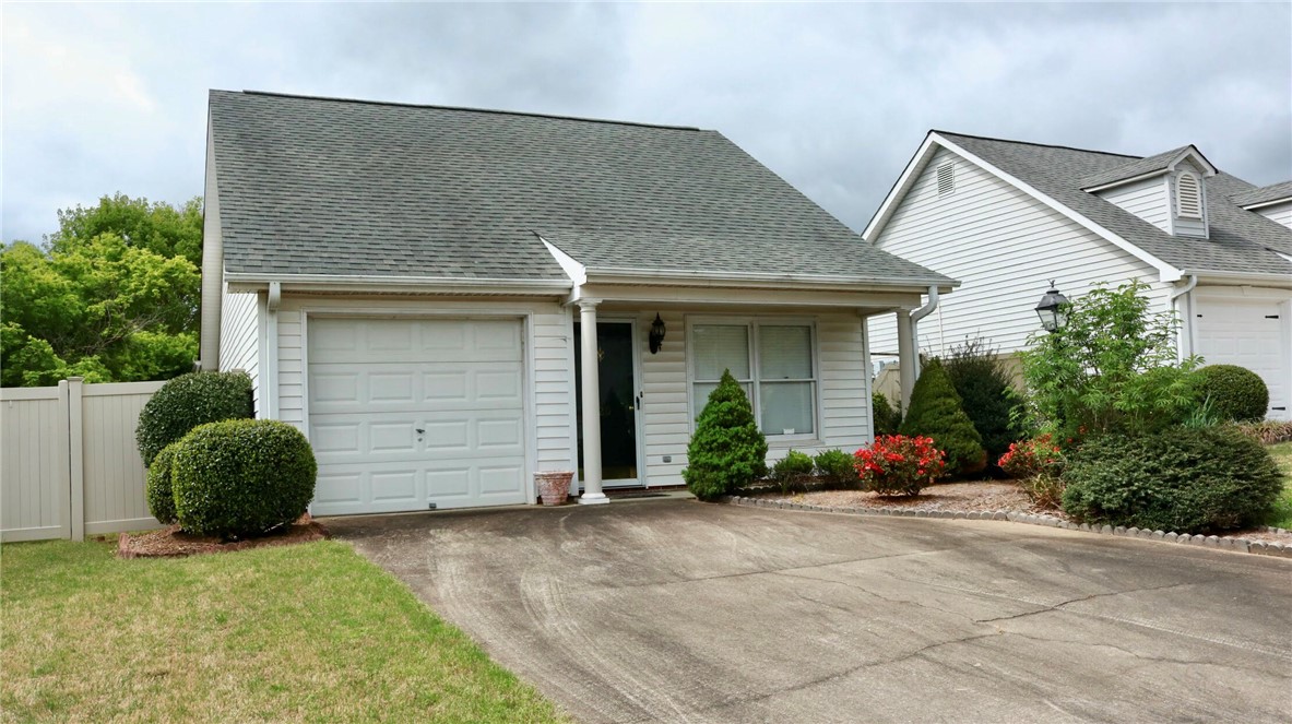 Property image 1 at 120 Brittania Circle, Anderson, SC 29621