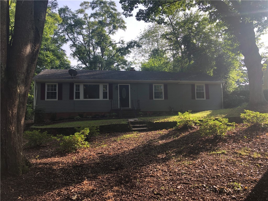 Property image 1 at 615 Bailey Avenue, Pendleton, SC 29670