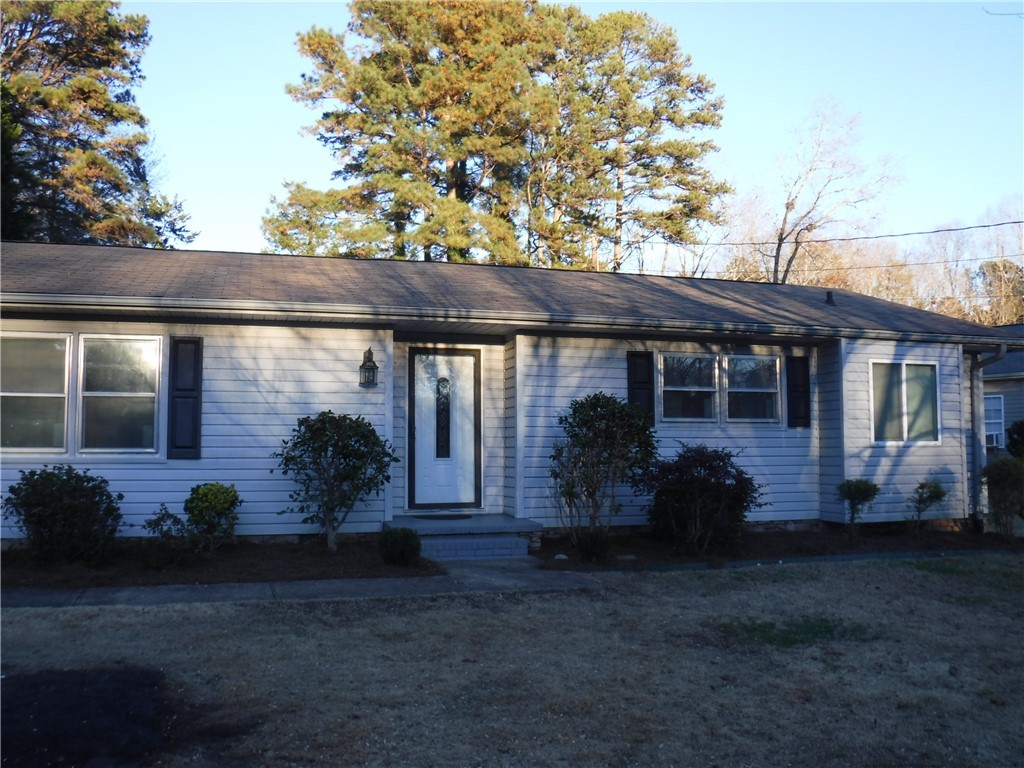 Property image 1 at 1013 Greenwich Drive, Walhalla, SC 29691
