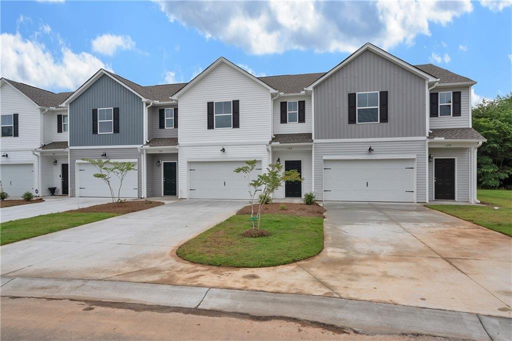 Property image 1 at 128 Heritage Place Drive, Pendleton, SC 29670