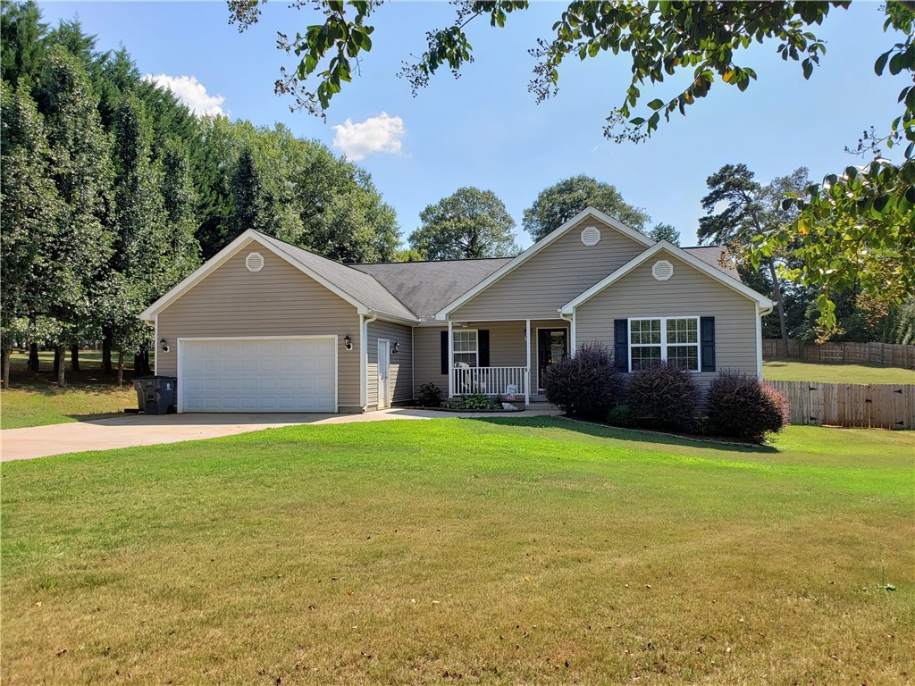 Property image 1 at 100 Carriage Lane, Pendleton, SC 29670