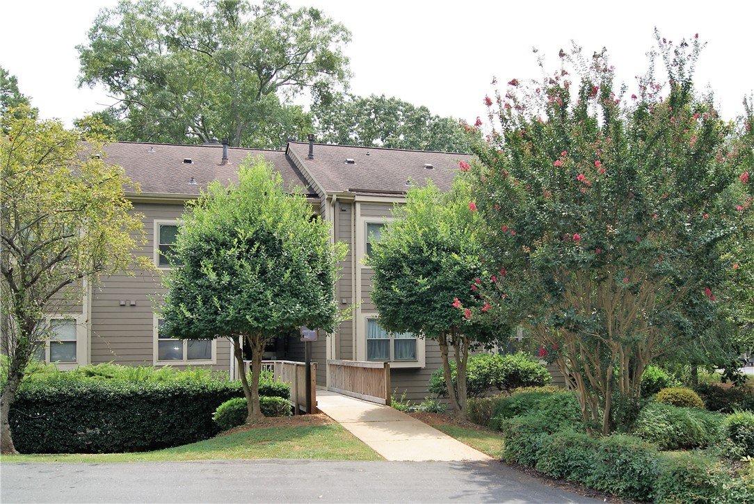 Property image 1 at 1702 Leeward Road, Anderson, SC 29625