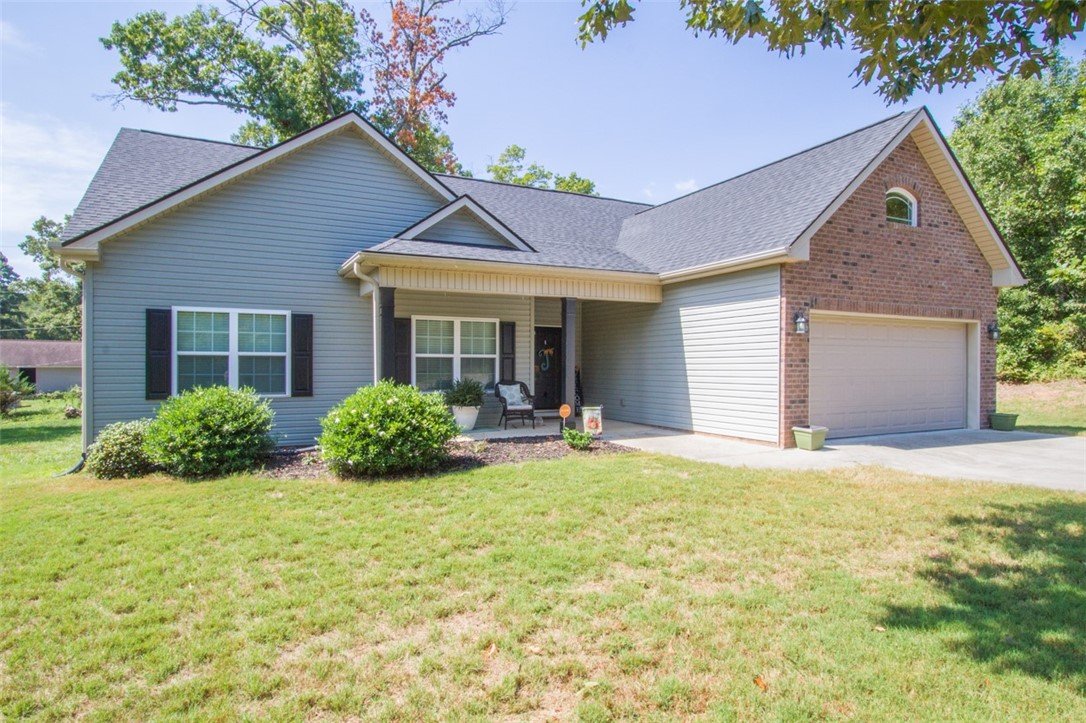 Property image 1 at 163 Amberwood Drive, Anderson, SC 29621