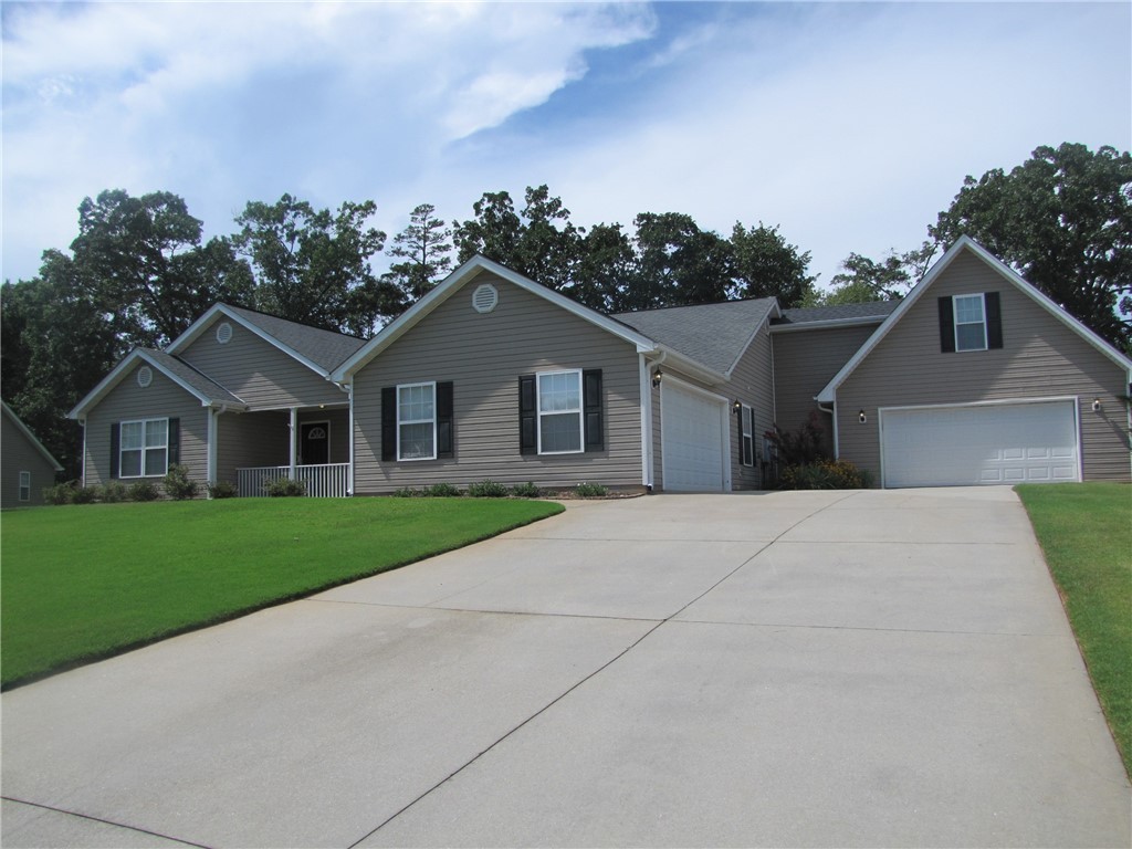 Property image 1 at 124 Bean Mill Way, Anderson, SC 29625