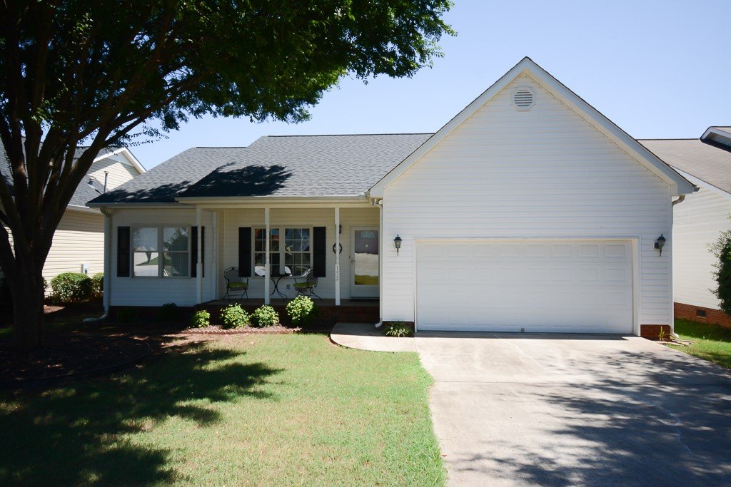 Property image 1 at 152 Elliott Circle, Anderson, SC 29621