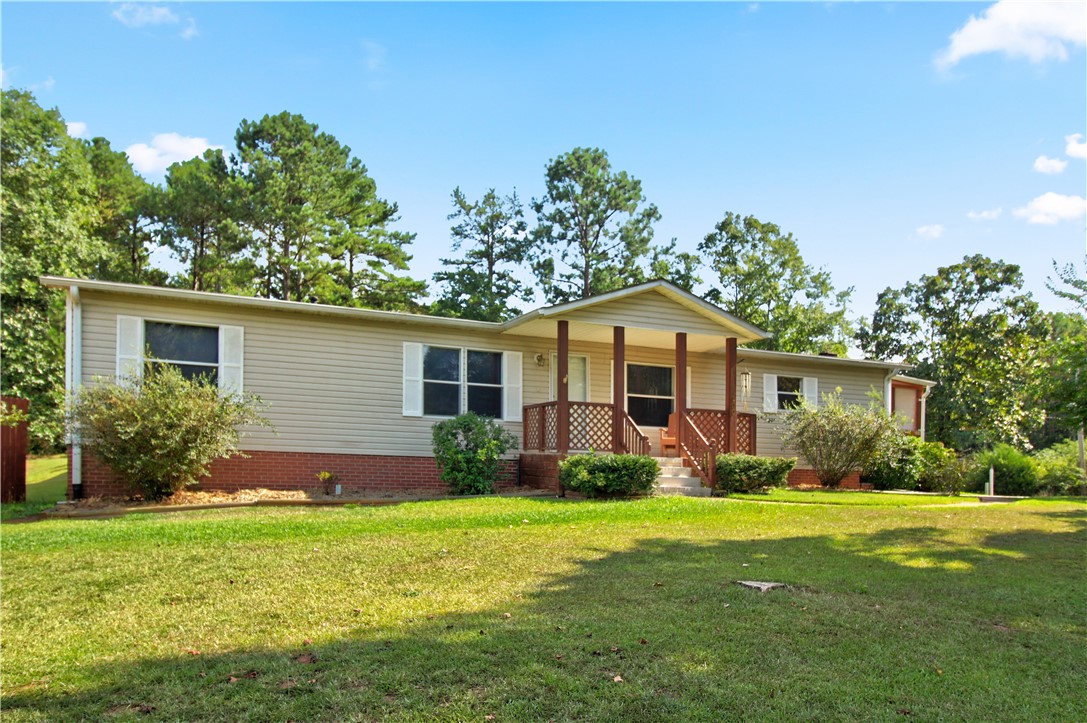 Property image 1 at 100 Singleton Drive, Townville, SC 29689