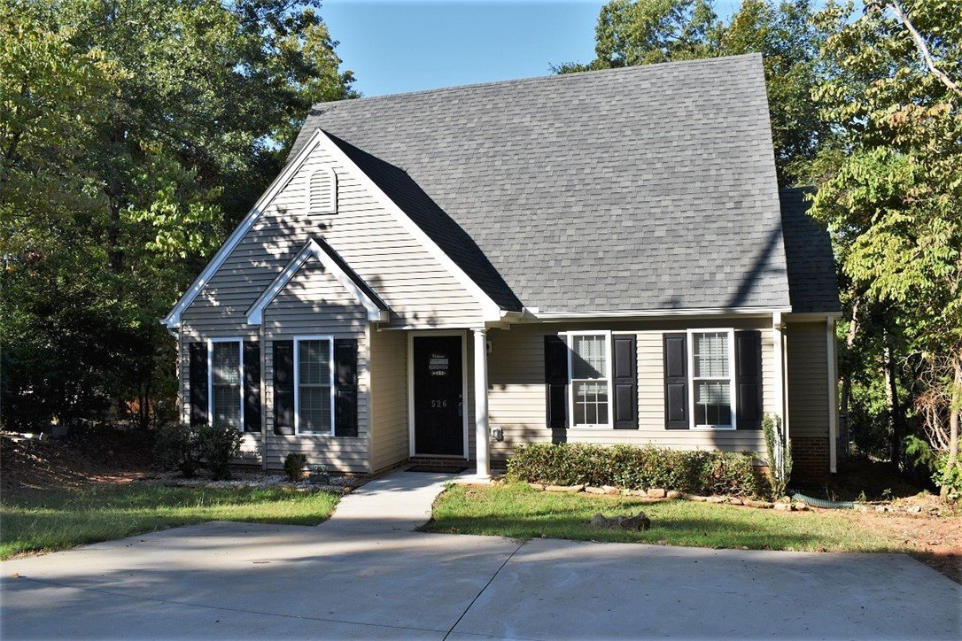 Property image 1 at 526 Dogwood Lane, Townville, SC 29689