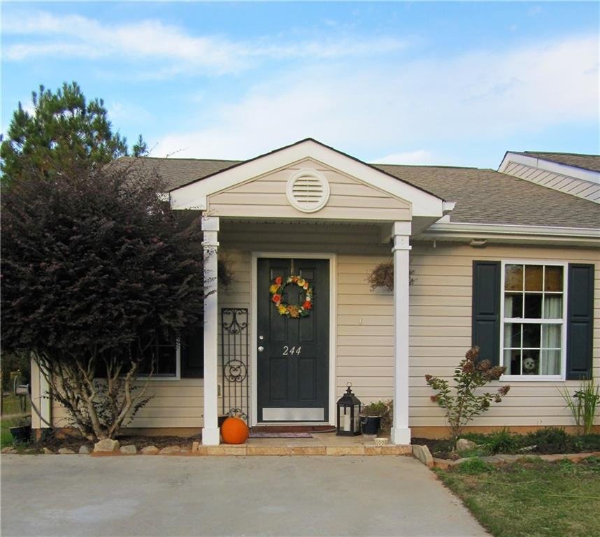 Property image 1 at 244 Tamarack Drive, Seneca, SC 29678