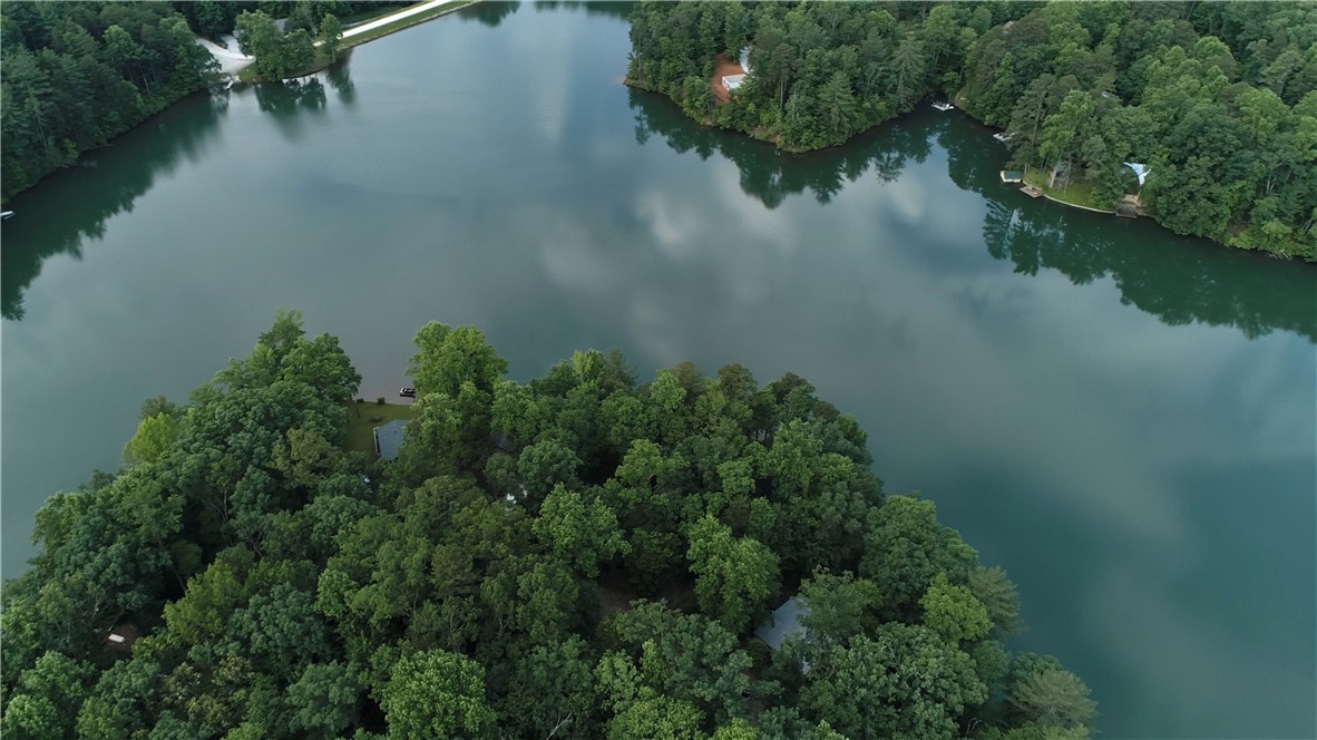 679 Chattooga Lake Road