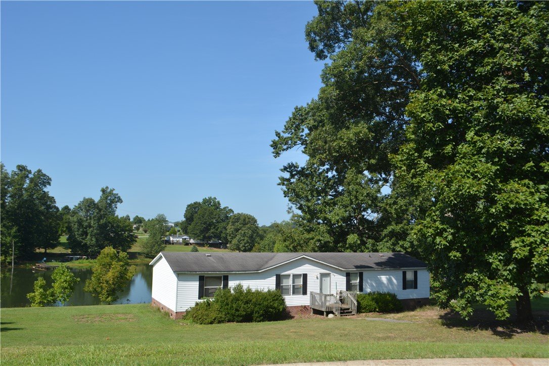 Property image 1 at 102 Malibu Court, Greenville, SC 29611