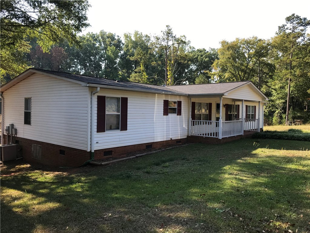 Property image 1 at 131 Singleton Drive, Townville, SC 29689