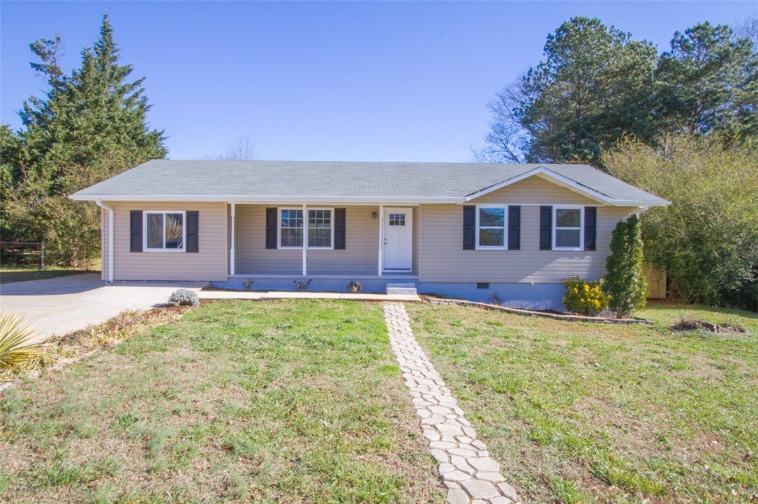 Property image 1 at 303 Walnut Avenue, Anderson, SC 29625