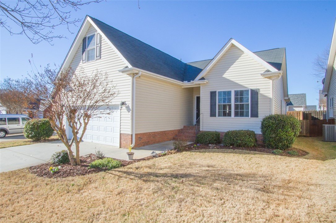 Property image 1 at 115 Elliott Circle, Anderson, SC 29621