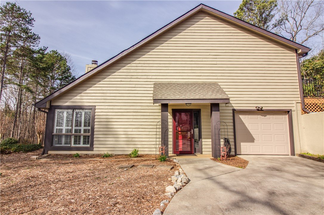 Property image 1 at 2 Eastern Point, Salem, SC 29676