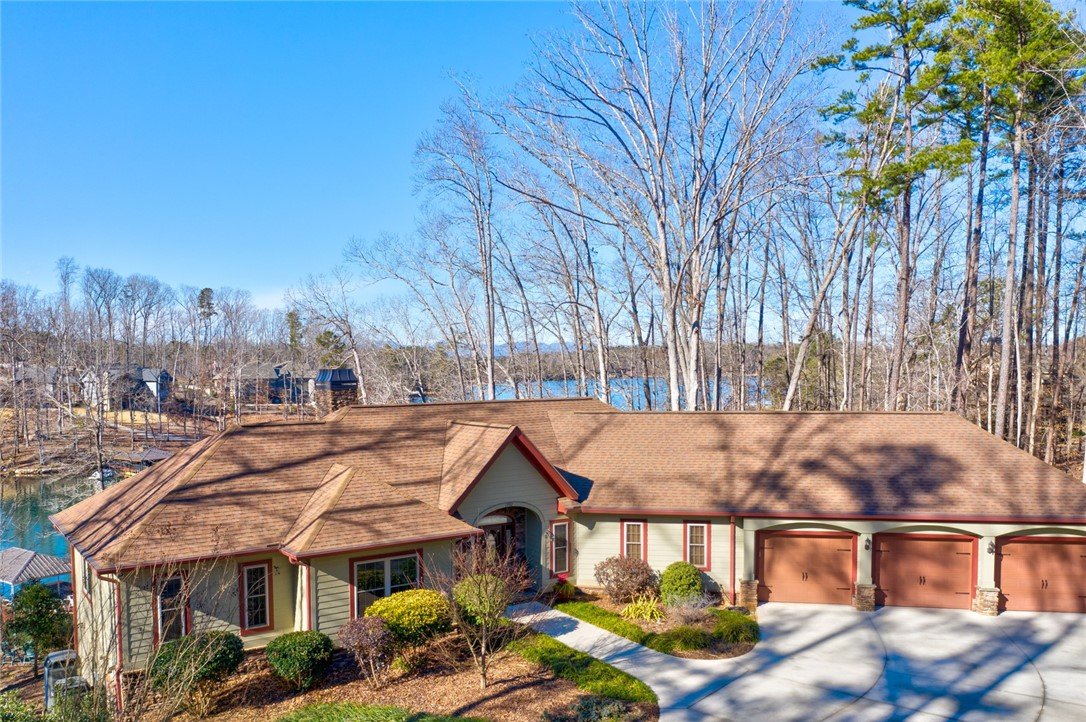 1992 Hampton Shores Drive