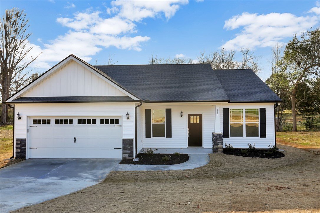 Property image 1 at 110 Bentwood Drive, Piedmont, SC 29673