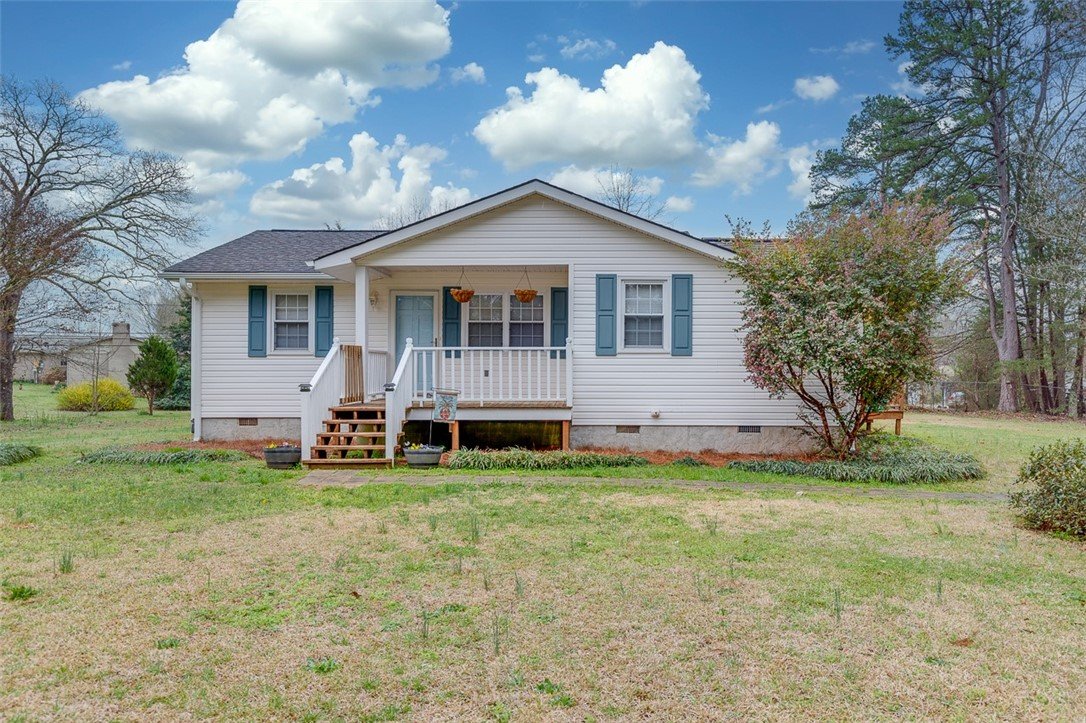 Property image 1 at 307 Kingsberry Drive, Easley, SC 29642